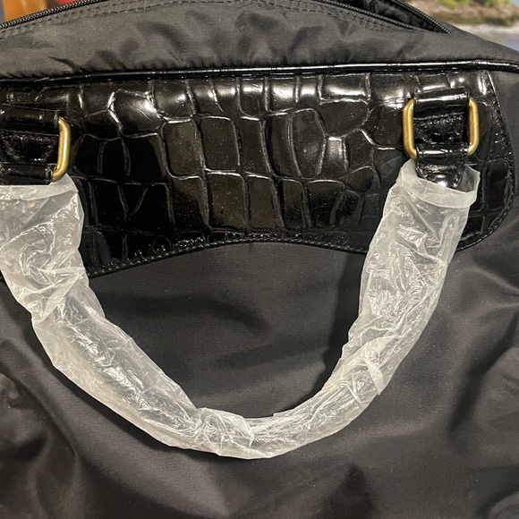 Simply Vera Vera Wang Black Travel Bag - Picture 5 of 7